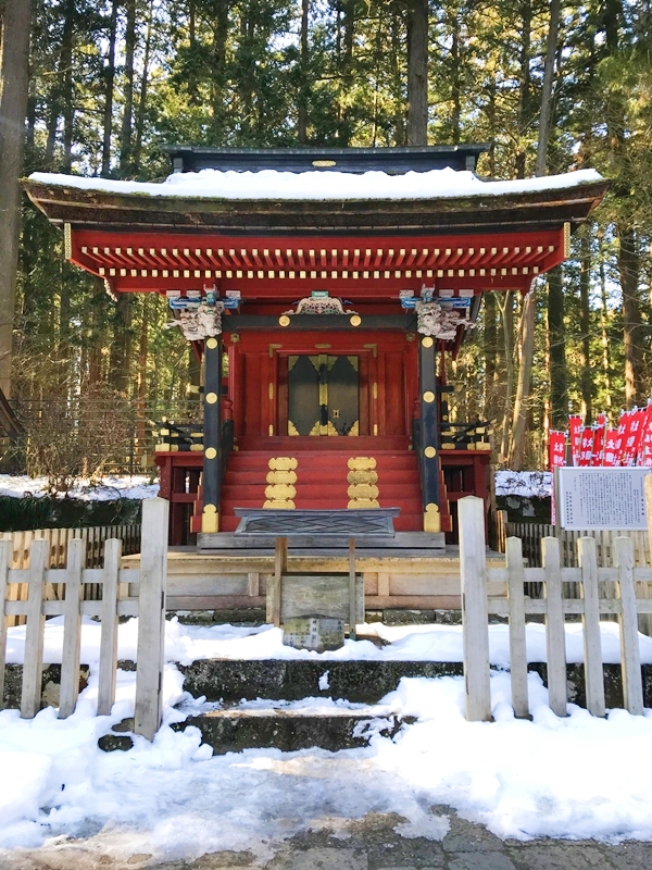 北口本宮冨士浅間神社の東宮本殿