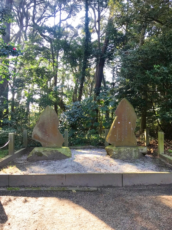 息栖神社の歌碑と刻まれた和歌の文化的価値