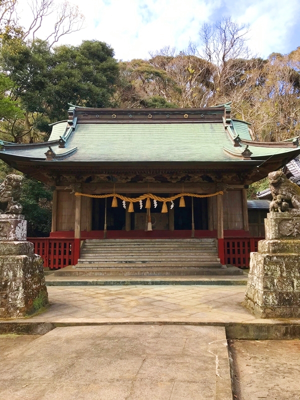 下立松原神社 拝殿と神聖な空間