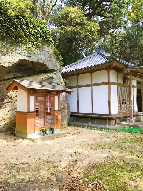 秋葉神社 神仏習合の名残 不動堂とお地蔵様 歴史を感じる境内社