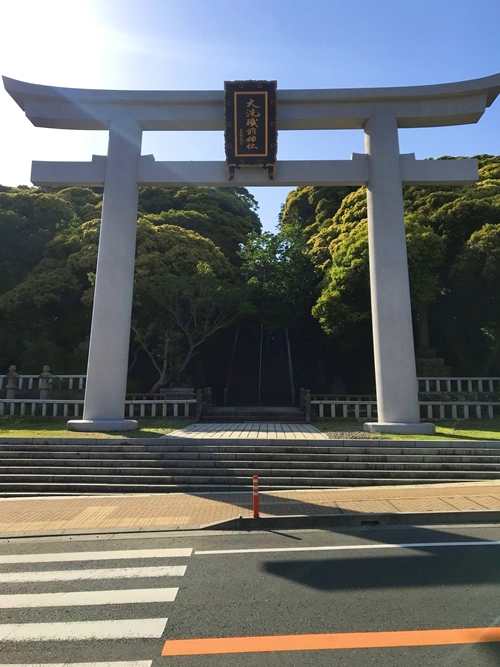 大洗磯前神社の第一鳥居と歴史的建造物