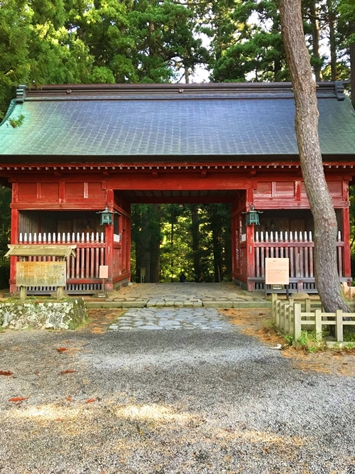 羽黒山 随神門の詳細と建築様式