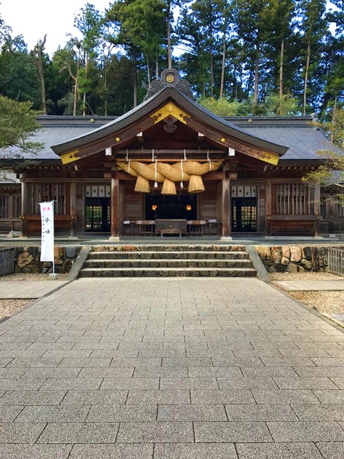 熊野大社 本殿へのアプローチと神聖な空気