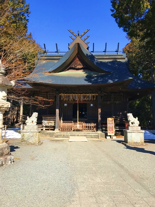 富士御室浅間神社の里宮拝殿、重要文化財の建築詳細