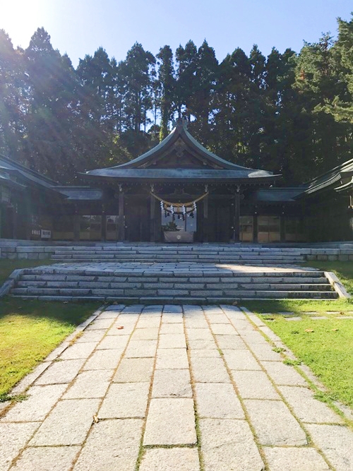 函館護国神社の拝殿｜縁結び祈祷を実施した場所