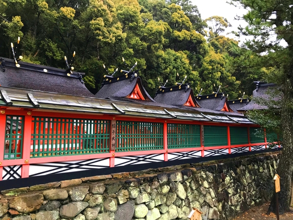 宝来山神社 本殿 第一殿から第四殿 重要文化財の四社殿