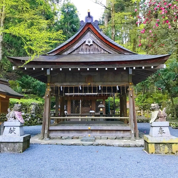 貴船神社 奥宮 拝殿 高龗神・闇龗神・玉依姫命を祀る