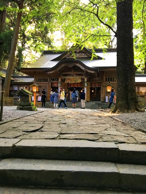 高千穂神社の拝殿｜格調高い社殿｜国の重要文化財