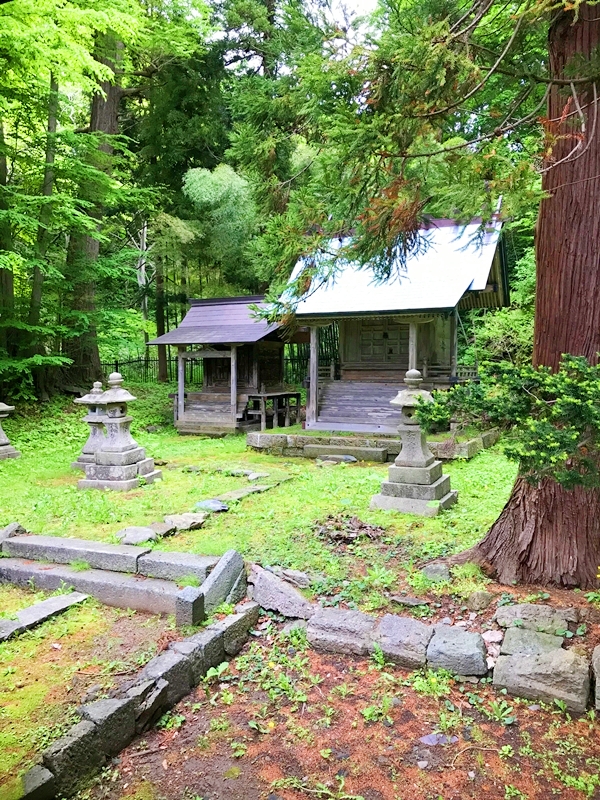 徳山大神宮の境内。歴史と信仰が息づく松前一之宮の空間