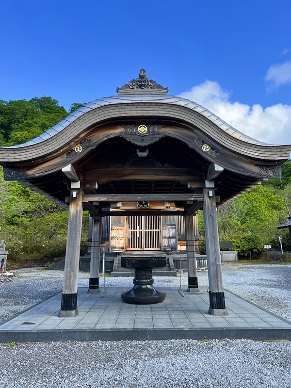 恐山の霊場に広がる独特の景観と祈願祈祷の巡礼記録