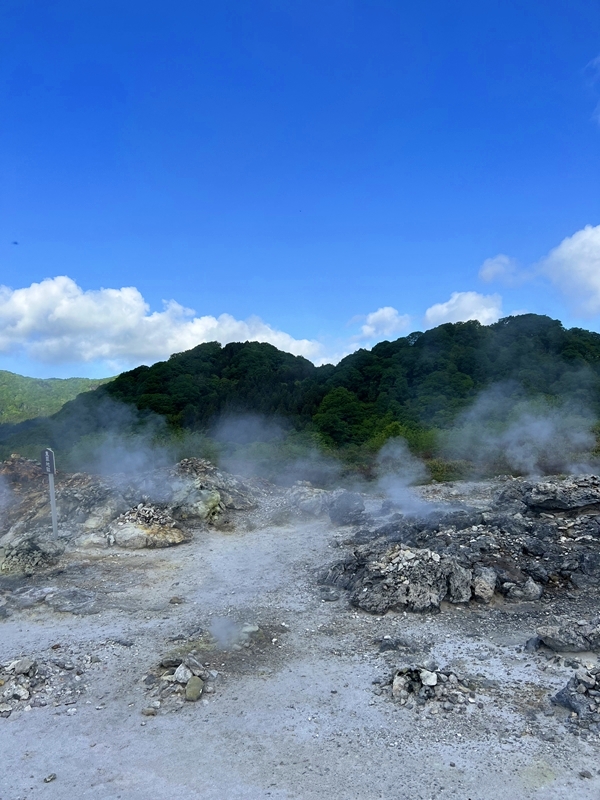 恐山の静かな景観に包まれて開運と良縁成就を願う参拝記録