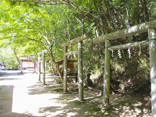 村松大神宮の境内にある愛宕神社や晴嵐神社などの摂末社