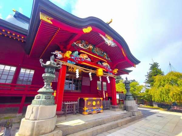 御岳山山頂に鎮座する武蔵御嶽神社