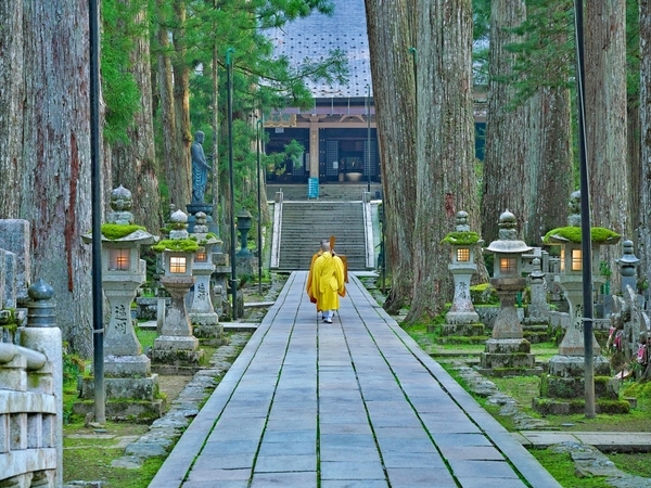 高野山奥之院の御廟橋