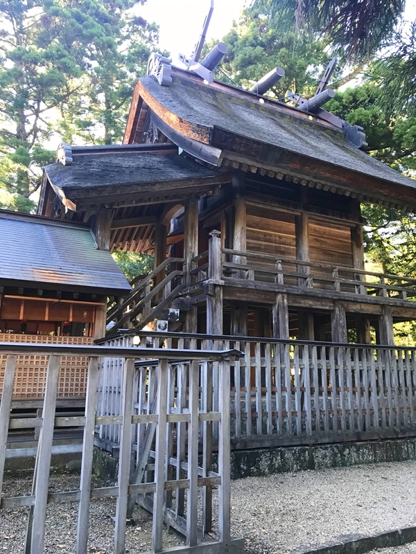 須佐神社の大社造り本殿と建築様式
