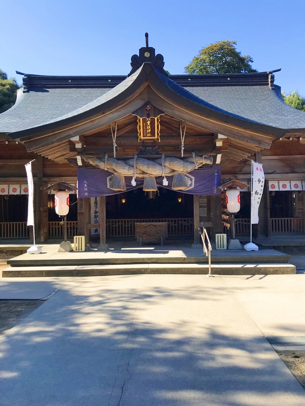 八重垣神社 本殿と拝殿 国の重要文化財の壁画で有名